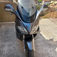 Piaggio x9