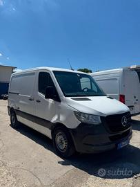0700 FURGONE MERCEDES SPRINTER 2020
