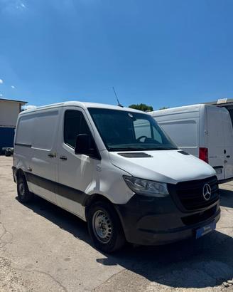 0700 FURGONE MERCEDES SPRINTER 2020