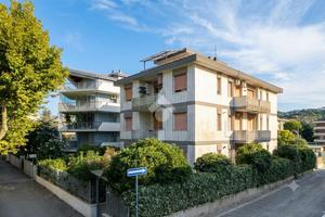 2 LOCALI A FRANCAVILLA AL MARE