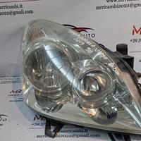 FARO ANTERIORE DESTRO TOYOTA Corolla Verso 2° Ser