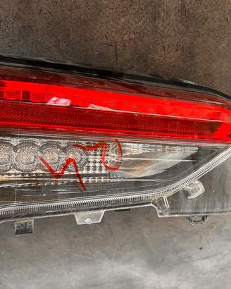 Fanale Faro Posteriore Sinistro INTERNO TOYOTA RAV