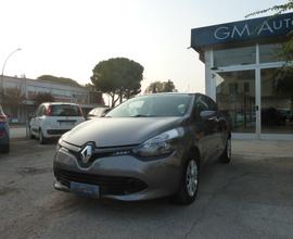 Renault Clio 1.2 75 CV 5 porte Ok Neopatentati