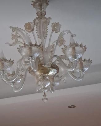 lampadario in murano con dorature 