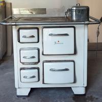 Stufa a legna vintage