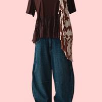 T-shirt asimmetrica + Jeans barrel