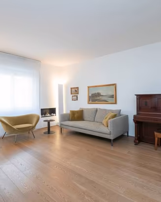 Appartamento di 100 m² con 3 locali e box auto a M