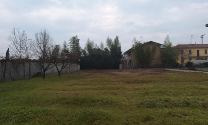 Terreno edificabile urbanizzato