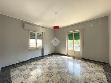 3 LOCALI A CASTROVILLARI