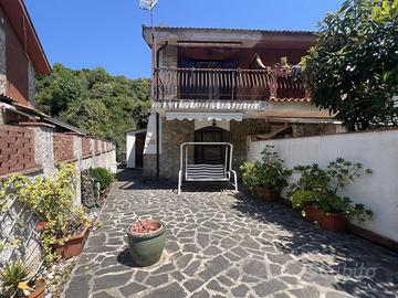 Villa bifamiliare San Giovanni a Piro