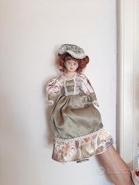 bambola antica da collezione 