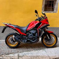 Moto Morini X Cape 650 Gold wheels edition