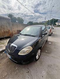 Lancia Y
