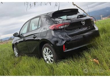 auto quasi nuova in buonissimo stato.