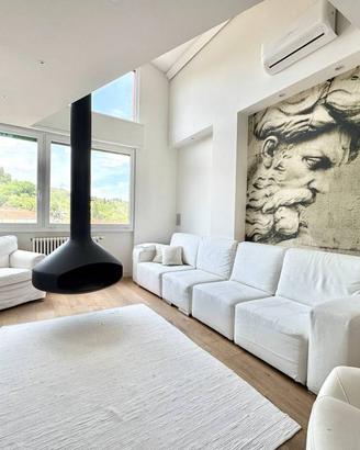 Attico / Mansarda di 112 m² con 5 locali a Bagno a