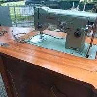 Macchina da cucire vintage