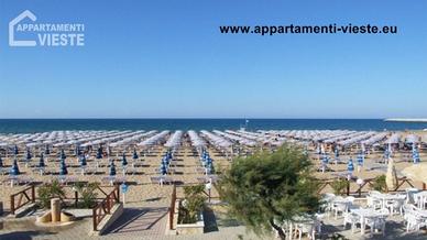 Vieste Settembre fronte mare Lung. Europa