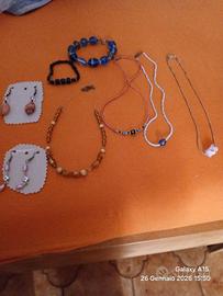 bracciali e collane
