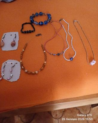 bracciali e collane