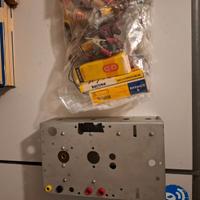 lotto di materiale elettronico proveniente da labo