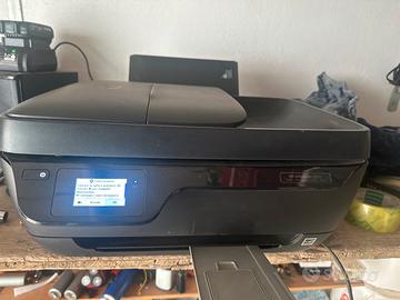 Stampante hp officejet 3834  fax scan wf