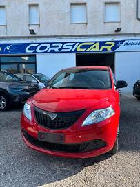 Lancia Ypsilon 1.0 FireFly 5 porte S&S Hybrid Silv