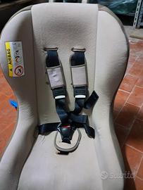 Seggiolino auto bambino beige foppapedretti 