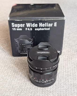 Obbiettivo Voigtlander Heliar III 15mm F4.5 Sony