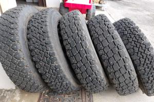 Ruote chiodate con cerchi fiat panda