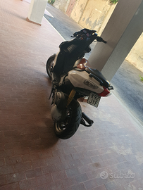 Aprilia sr 50 r factory