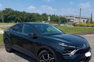 Citroen ec4X elettrica