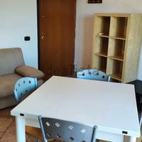 Albano laziale trilocale con balcone e posto auto