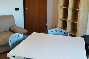 Albano laziale trilocale con balcone e posto auto