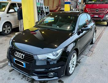 Audi A1 NightLine S-Line Full Optional