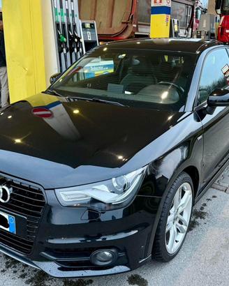 Audi A1 NightLine S-Line Full Optional