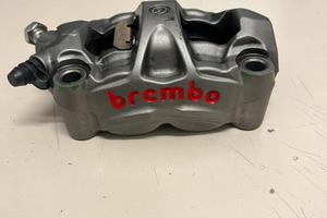 Pinza radiale Brembo M50 fresata motard