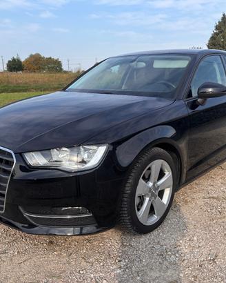 Audi A3 SPB 1.6 TDI S tronic Ambition