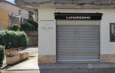 Locale per attività commerciale