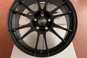 Cerchi in lega OZRacing UltraleggeraHLT 8.5x19 VAG