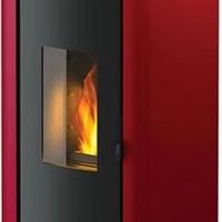 Stufa a pellet Freepoint Indigo 7 kW + 8 sacchi di