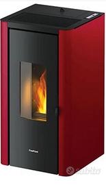 Stufa a pellet Freepoint Indigo 7 kW + 8 sacchi di