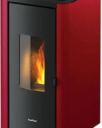 Stufa a pellet Freepoint Indigo 7 kW + 8 sacchi di