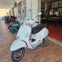 Piaggio Vespa 300 GTS SUPER 2023 PASSAGGIO GARANZI