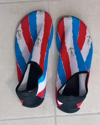 Scarpe antiscivolo TG 44-45 più Cuffia Nuova