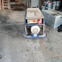 Pompa intonacatrice trifase e Convogliatore silos