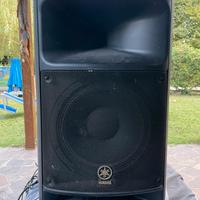 Cassa attiva yamaha msr400….