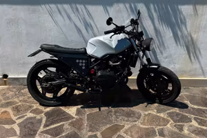 HONDA VF400F