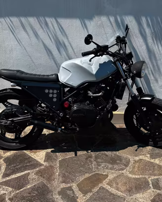 HONDA VF400F