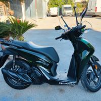 Honda SH 150i vetro green - 2024