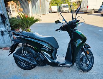 Honda SH 150i vetro green - 2024